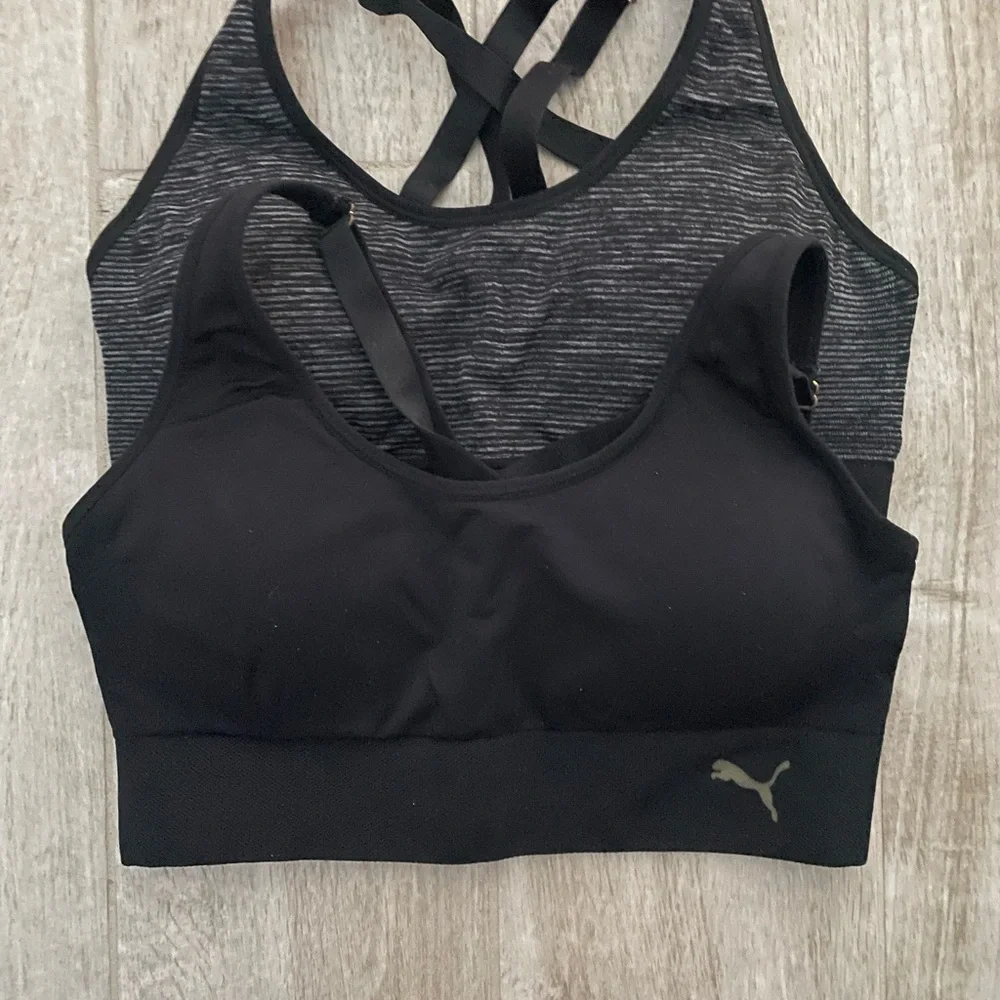 Puma Women’s Black & Black Stripe Padded Sports Bra, Size M - Picture 2 of 6